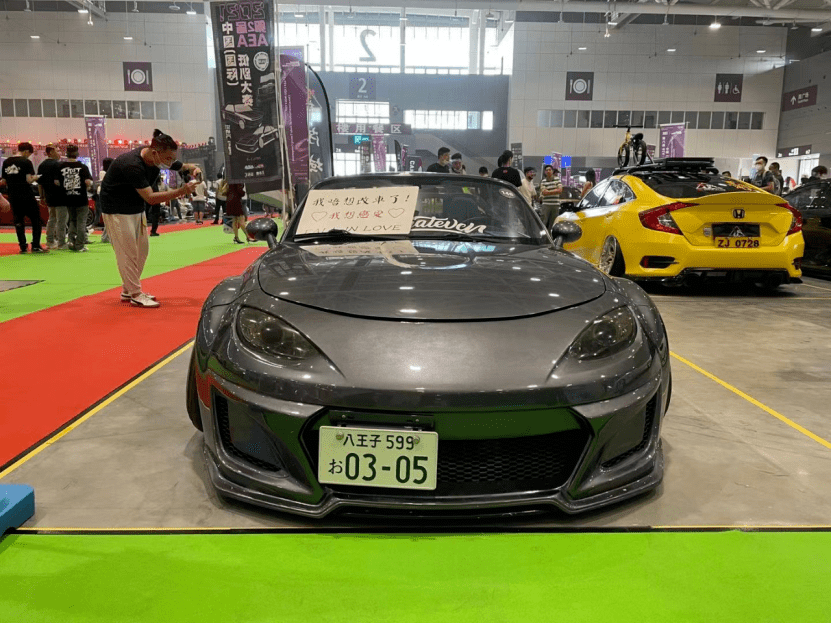 2021深圳国际改装车展 不是一般辣眼睛!