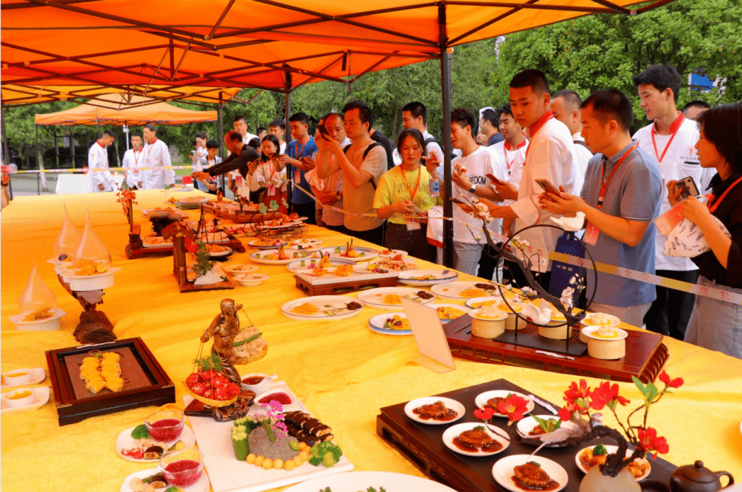 未来食神比拼结束2021年四川省中职学校技能大赛烹饪赛项圆满落幕
