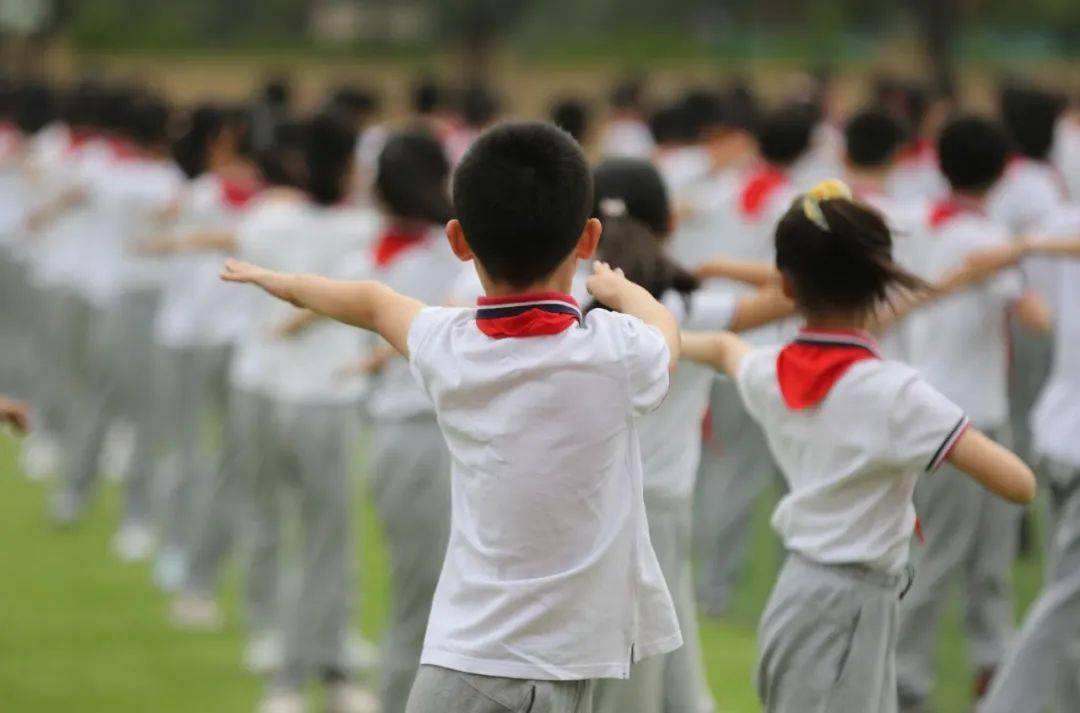 动态活力少年悦动精彩江桥小学举行2021年春季趣味运动会