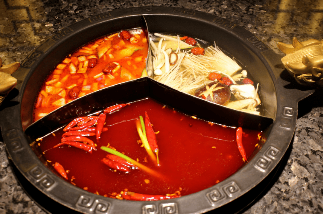 爆款蜀大侠请接招129元抢超值4人餐奔驰三味锅贵妃牛肉香香肥牛5荤5素