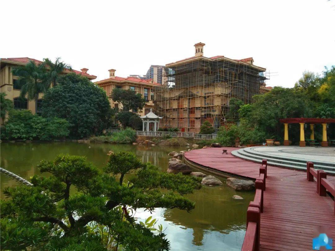 石湾沙河大桥旁的纯别墅小区你有朋友住这里吗