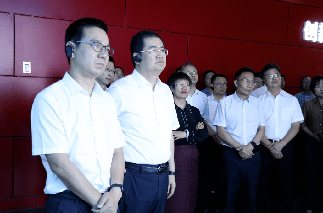 园区动态诸暨市委副书记市长胡华良调研信息港小镇