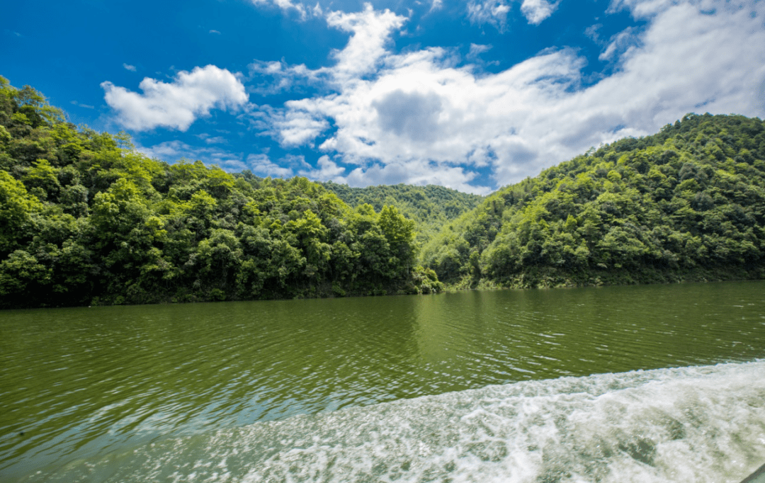 月潭湖旅游区图片