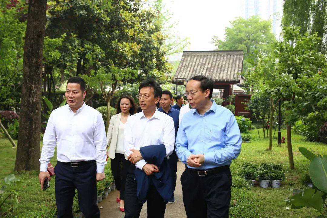 群团风采吕昭平一行调研锦江区党史教育基地李劼人故居纪念馆