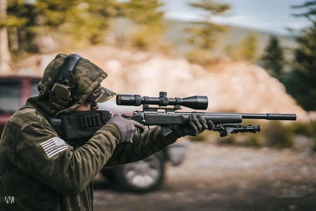 国外枪迷摄影打破僵局继续战斗无需理由