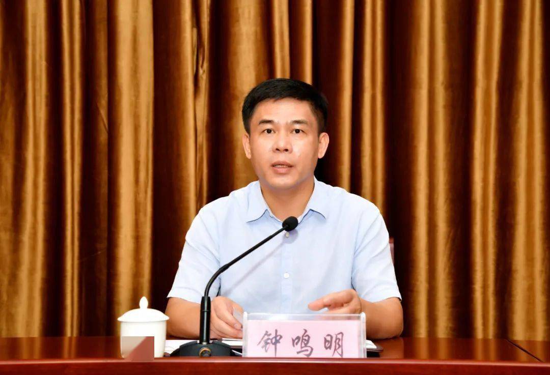 市领导王晓桥,黄绍明,熊爱香,陈文慧,马立峰,黄朝伟,赵军,谢善彪出席