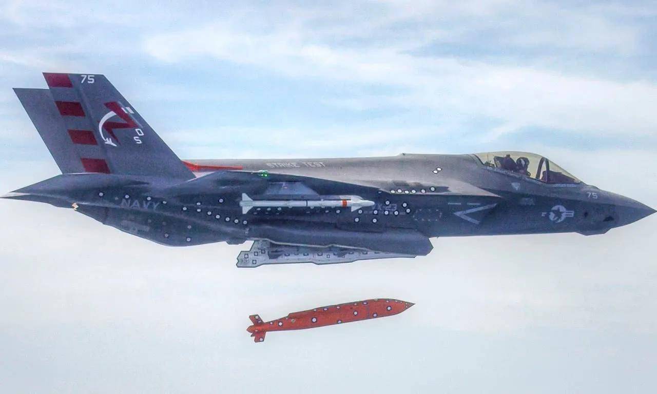 作战飞机去留不敌疣猪性价比低成了牛夫人f22被淘汰