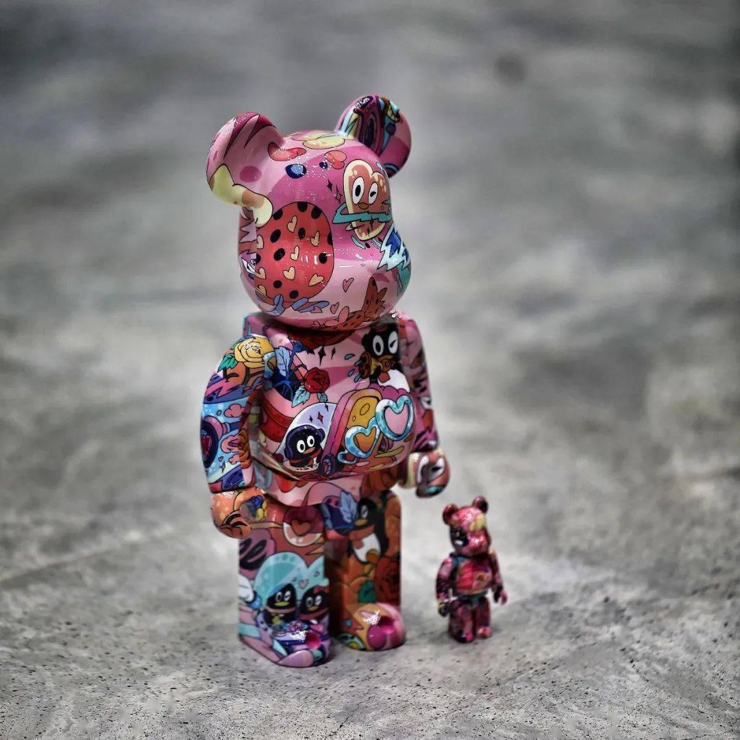 在次世代的今天,qq更是致力于将电影,街头文化,以及潮流时尚等元素