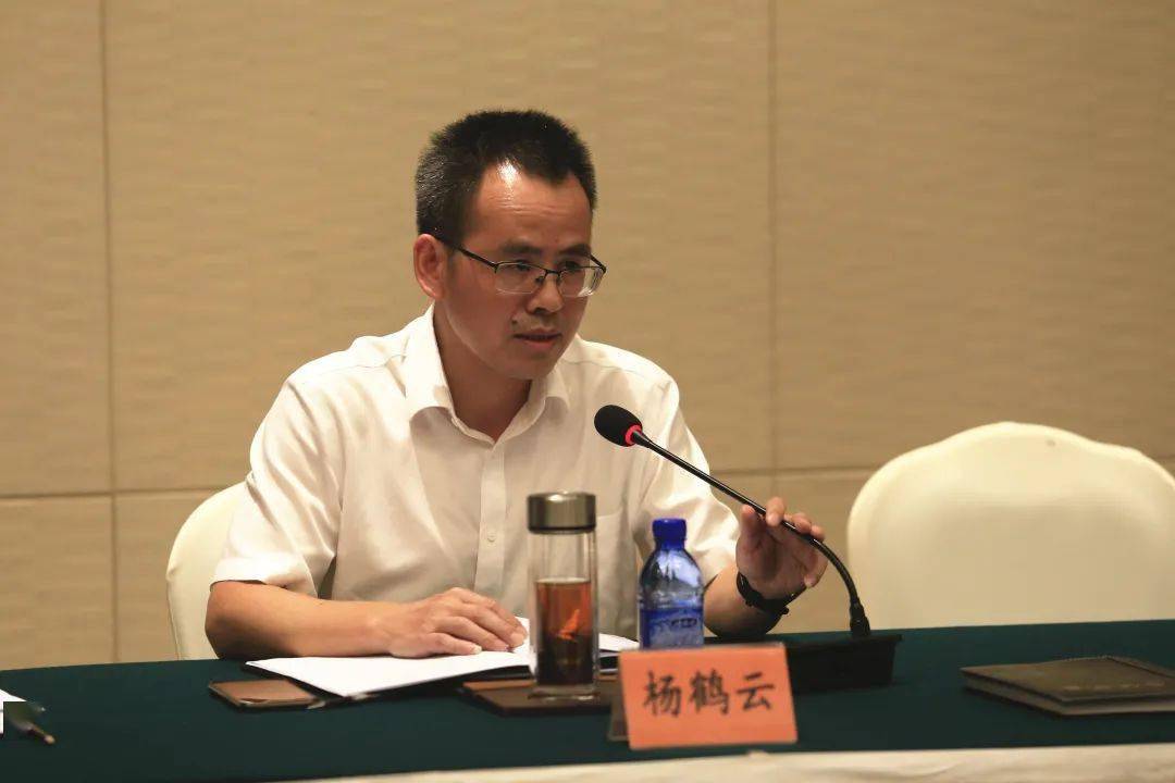 市统计局召开一季度全市统计局长会议暨统计基层基础