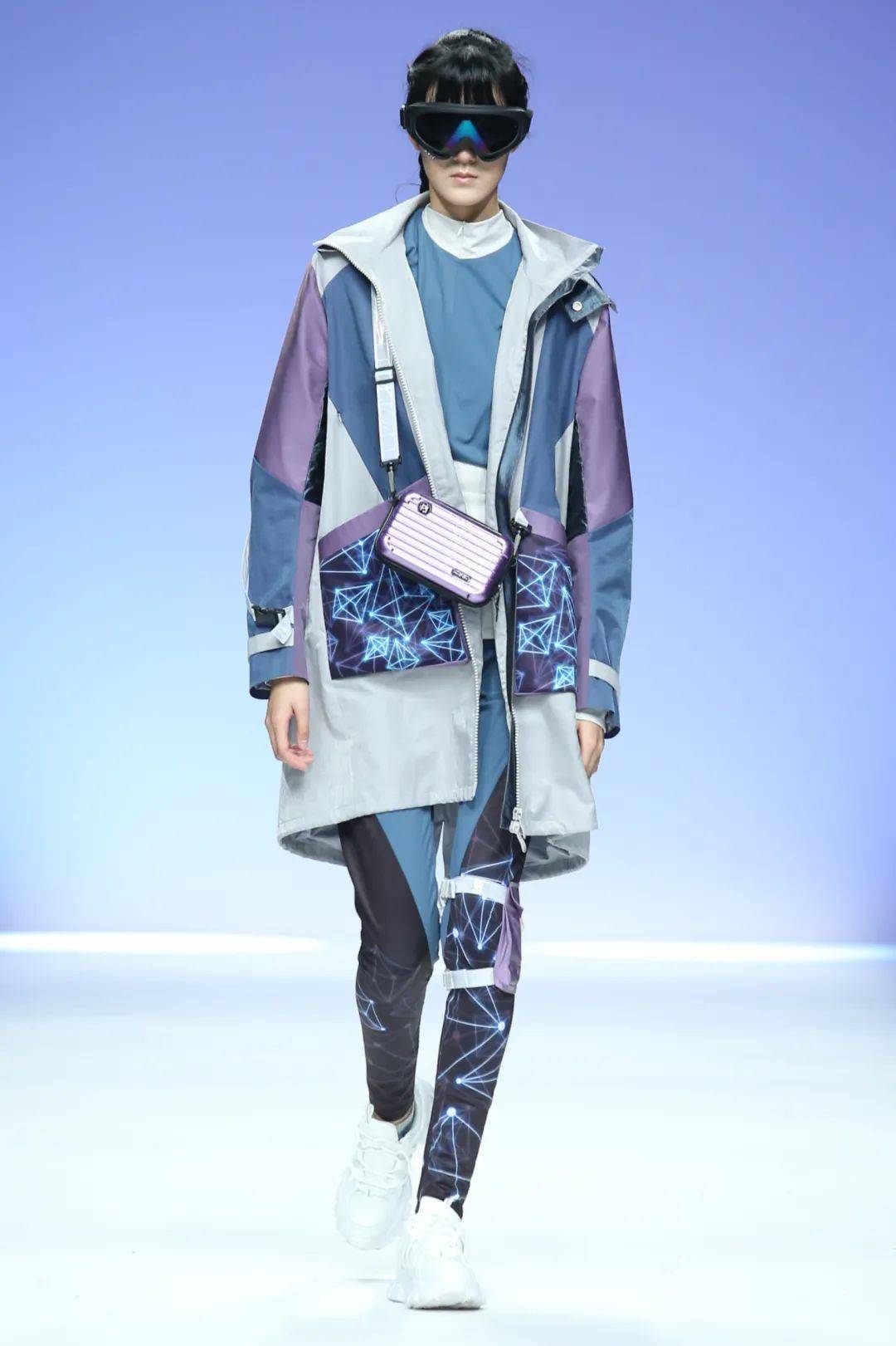 2021cgfw中华女子学院艺术学院后疫情时代的功能性服装设计