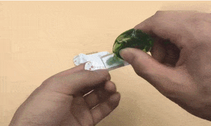 【慧生活】床头贴个创可贴,解决了不少困扰!