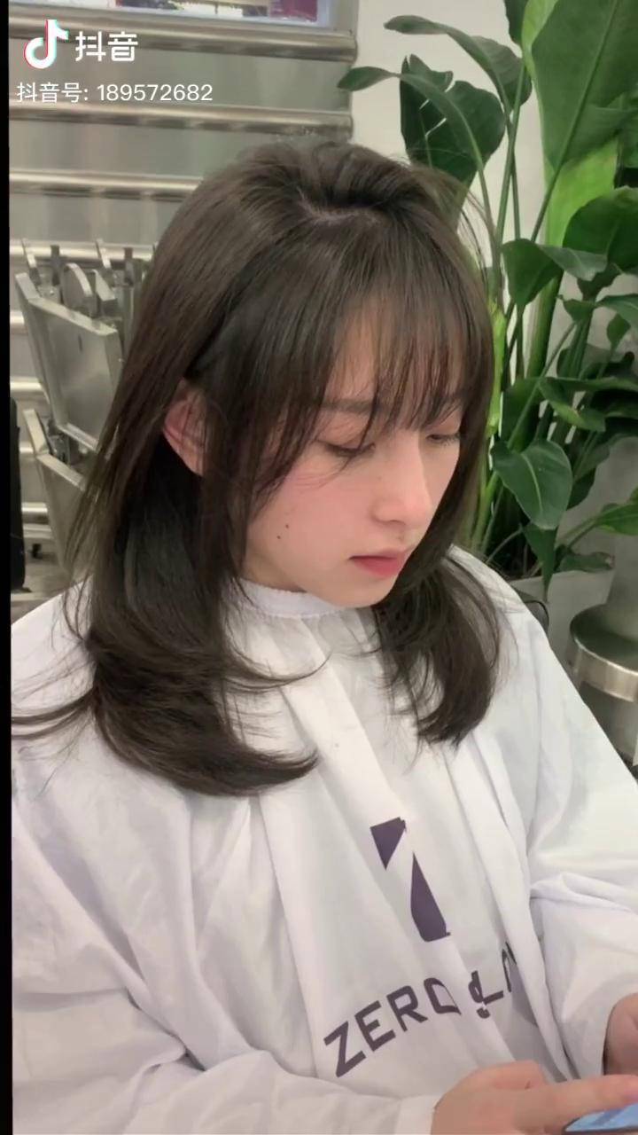 青木亚麻灰配方611jama088染完全程小姐姐一句话没说咱也不敢问也不敢