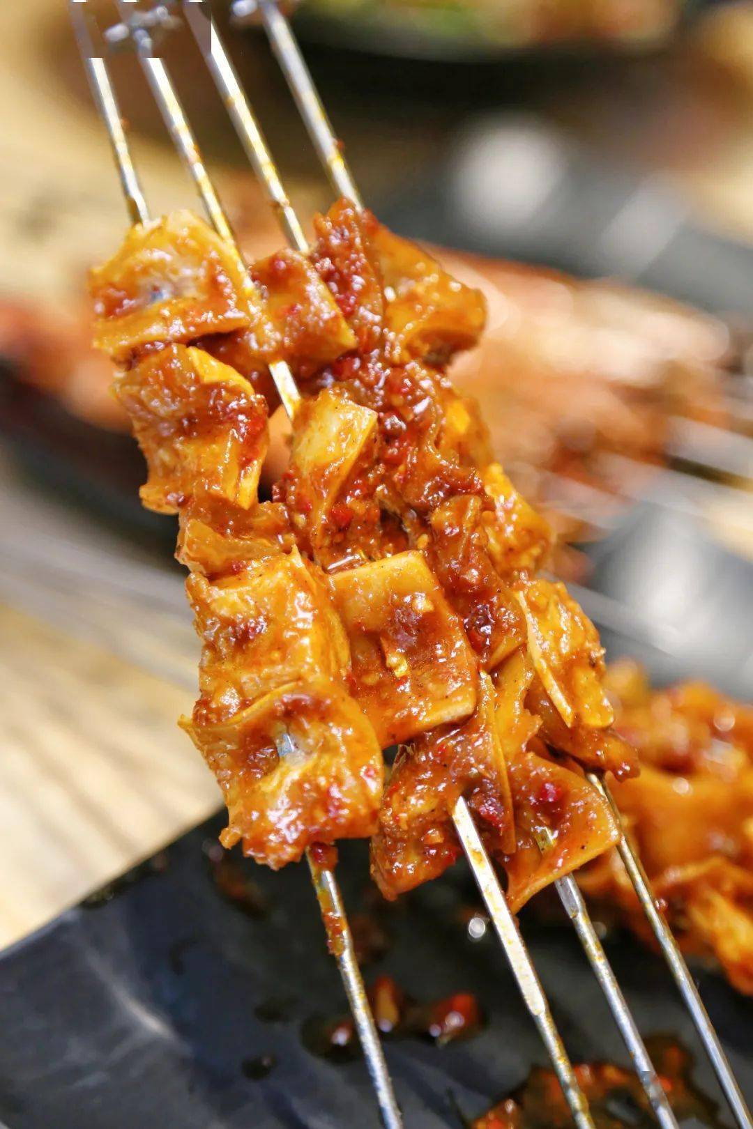 火了3年的朝鲜族烤串店,变美了!_串城