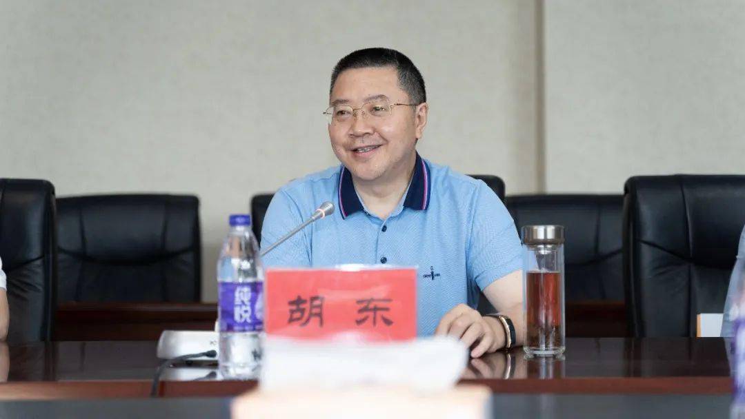 遵义,绵阳教育合作签约仪式在绵中英才举行_胡东