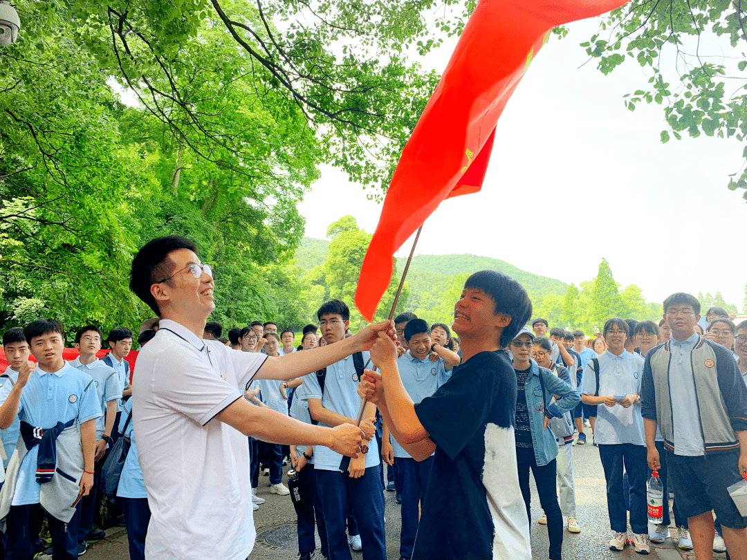 杭师大东城中学图片