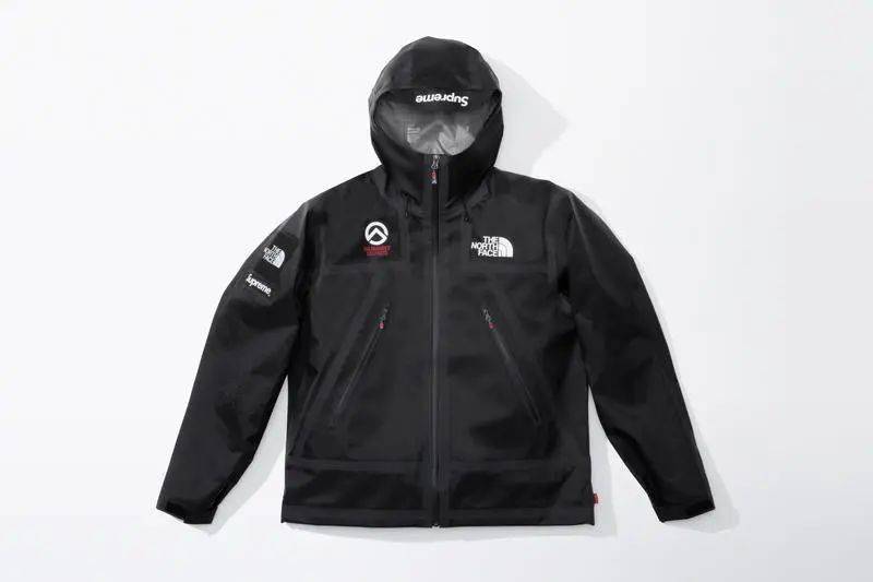 骚粉冲锋衣又来了！Supreme x TNF 新品本周发售！_The