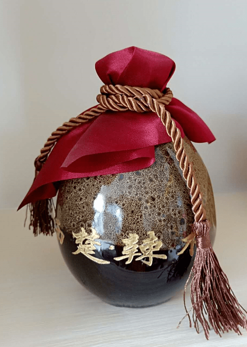 选购特色的辣木茶,辣木酒,带回家慢慢品尝,犒赏舌尖,回味久久.