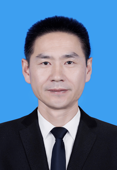 张俊同志简历张俊,男,汉族,1973年10月出生,江西金溪人,1990年12月