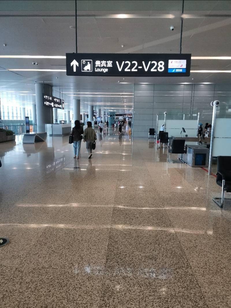 深圳机场登机口图片