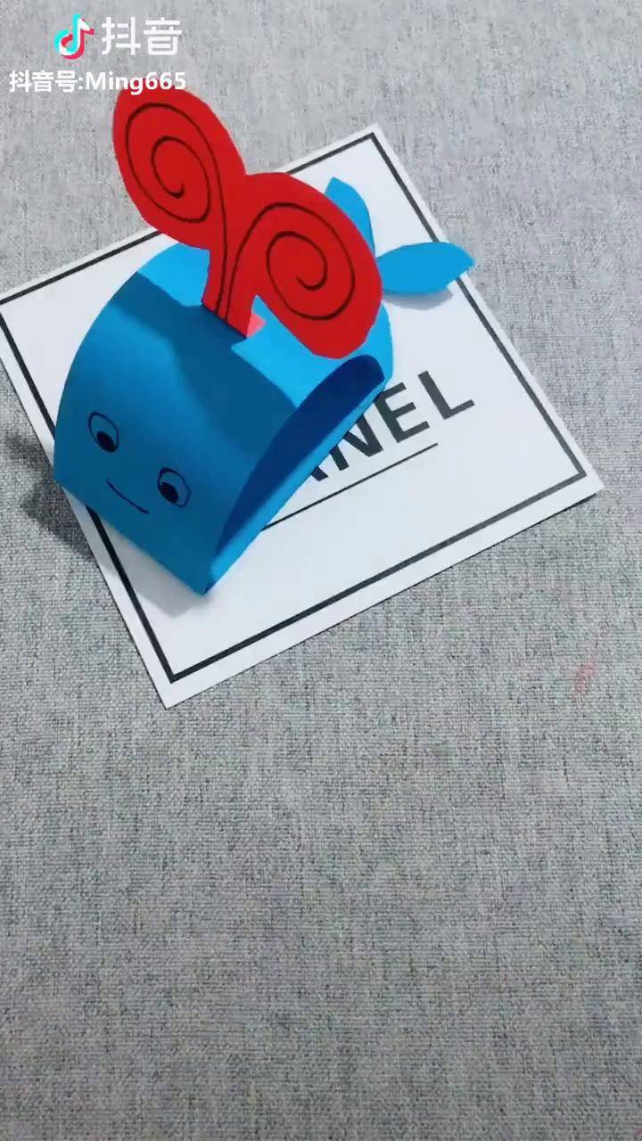 可爱的小鲸鱼手工折纸