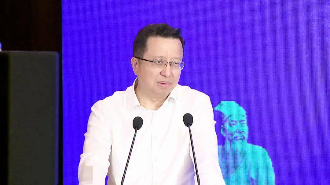 市委书记慕新海,正大集团中国区农牧食品企业资深副董事长谢毅见证