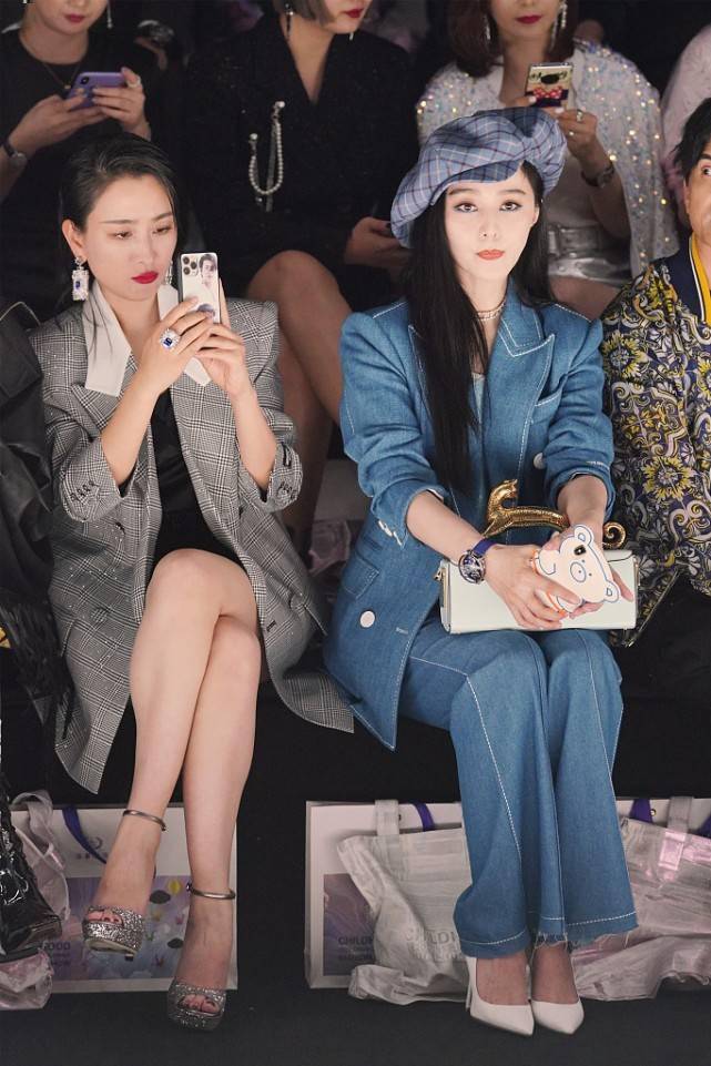 马苏范冰冰同框同穿西装同台比美但范冰冰的帽子赢了