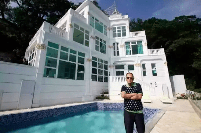 他一生睡过上万个女人,为保财产一生未娶,84岁还在泡妞……_赵世曾