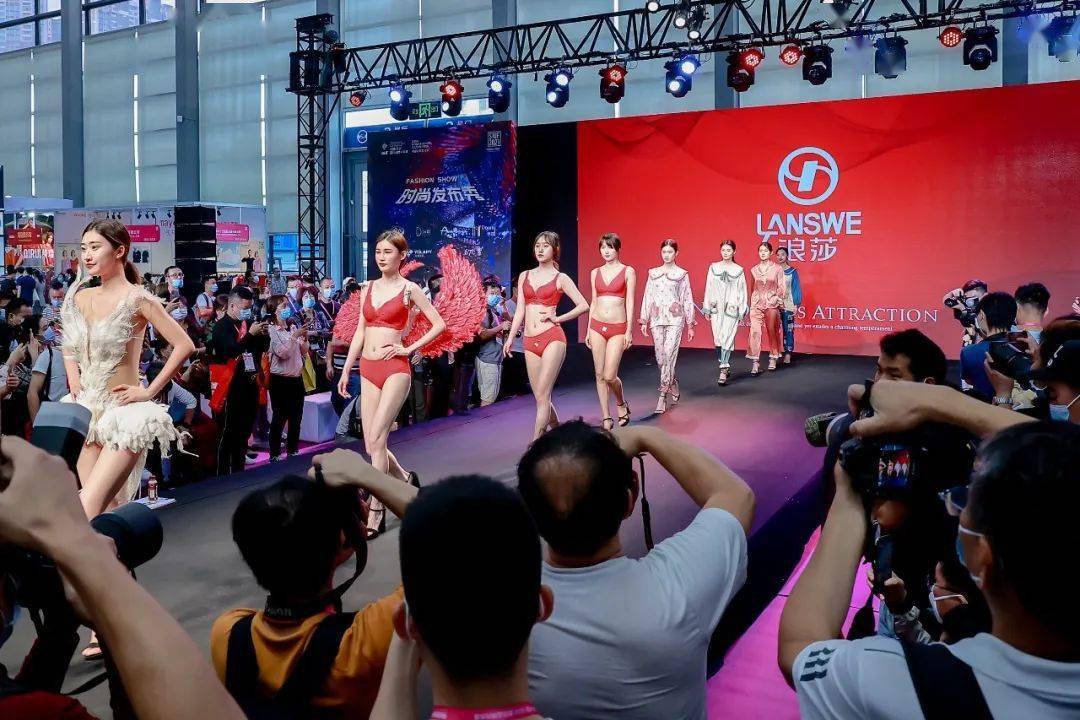 深圳国际超模大赛内衣图片