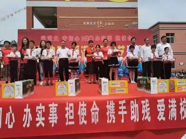 成都红光龙湖天街这儿会限号吗谢谢你「成都车限号能走红光大道吗」