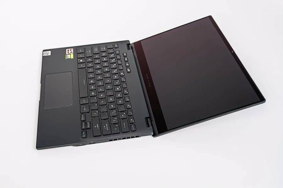 小身板却塞入rtx 3050 ti 锐龙9 5980hs!rog幻13高性能轻薄本图赏