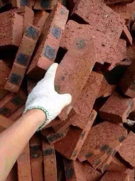 工地搬砖全套表情包_家人