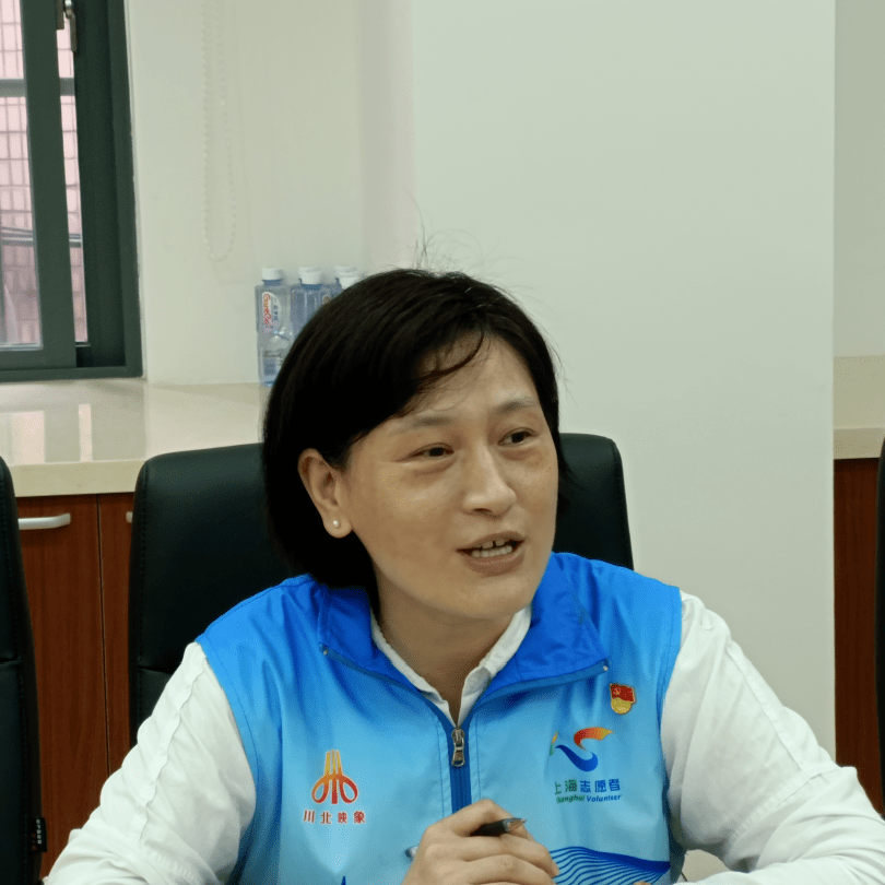 会上,体发中心党支部书记李高泉同志详细介绍了体发