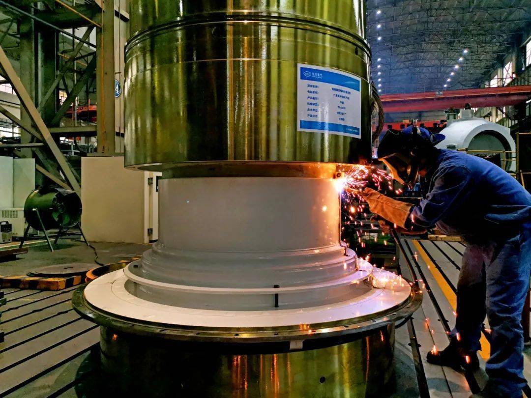 保交付保投运全力冲刺双过半