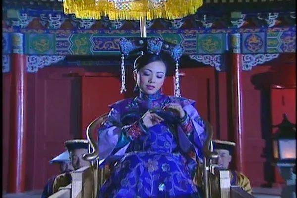 这部“宫斗鼻祖”,社会模型OR职场厚黑学?| 理中客.经典剧集