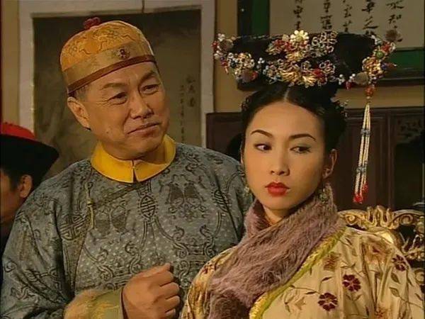 这部“宫斗鼻祖”,社会模型OR职场厚黑学?| 理中客.经典剧集