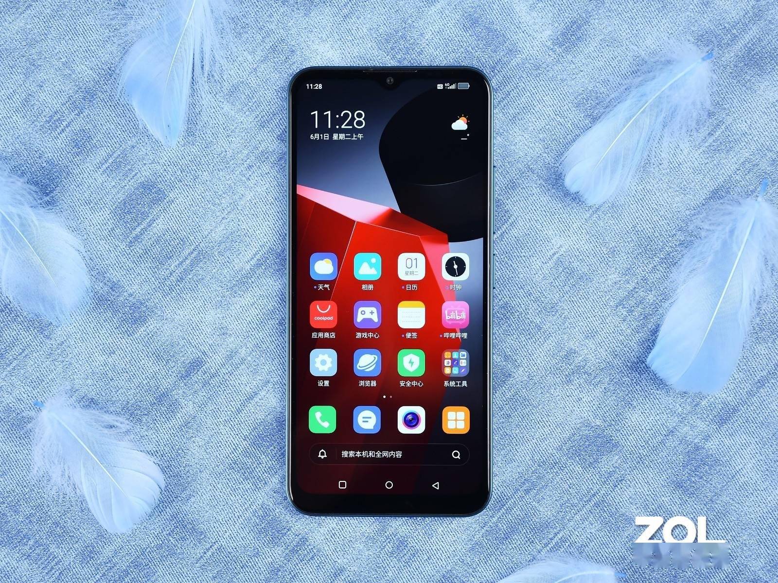 酷派cool20图赏:双面玻璃加持,质感独具