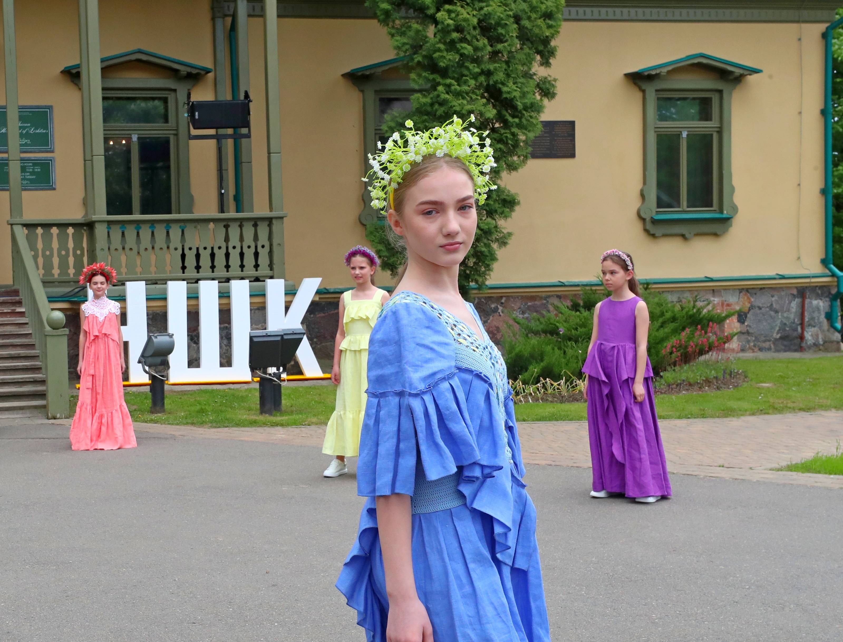 白俄罗斯举办儿童服装设计展