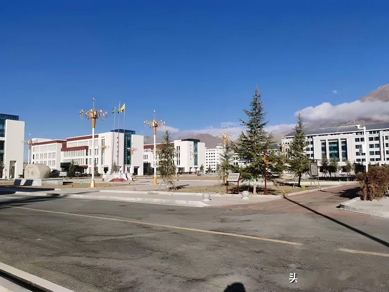 扎西君帮你梳理了关于西藏的这些大学_拉萨