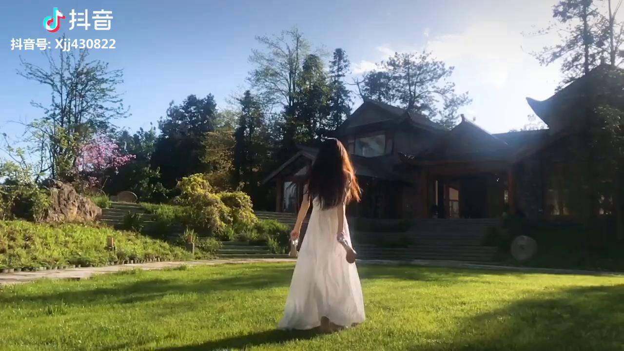 阳光明媚心情棒棒哒