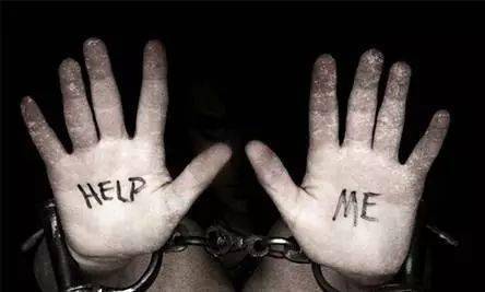 网警哭了炼铜癖天堂黑死病组织暗网受虐的4岁女童