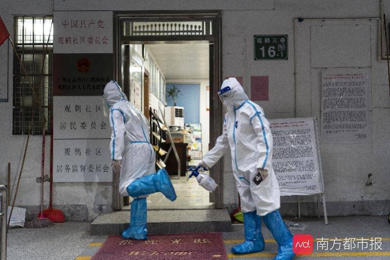 疫情下的芳村日与夜:短时间启动的封控,和守望相助的人们