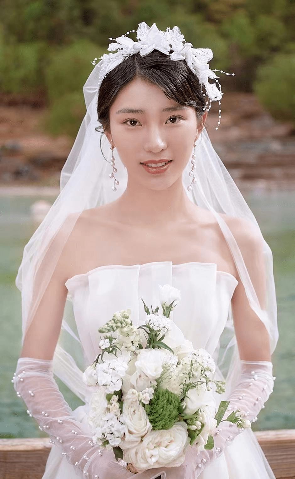 今天,马拉松女神焦安静的结婚电子请帖在跑步圈不胫而走,广大跑友在