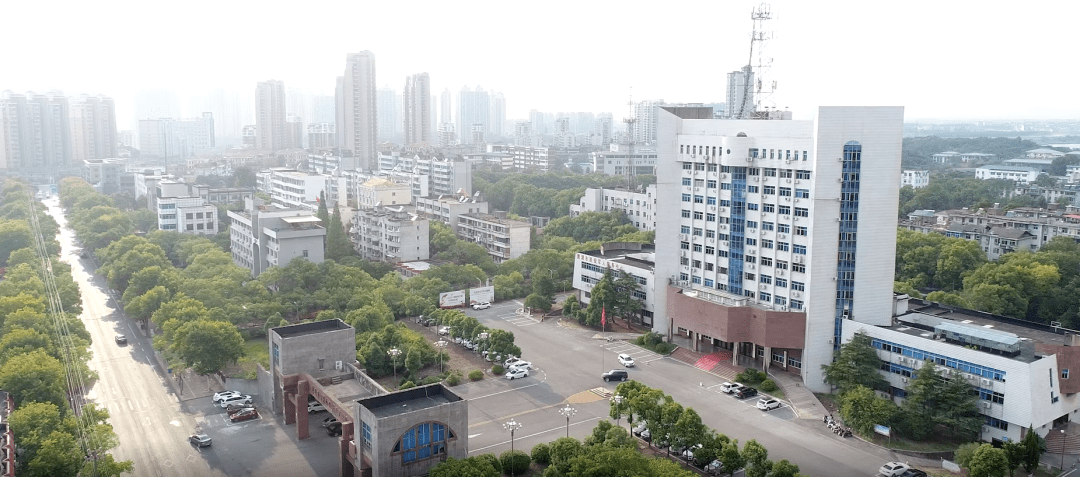 鹰潭市月湖区GDP2020_道家之都鹰潭市的2020年一季度GDP出炉,在江西省内排名第几