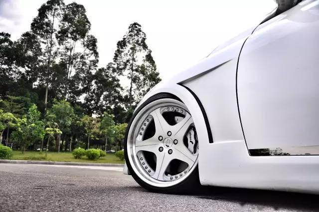 东莞经典白色锐志改装案例_搜狐汽车_搜狐网