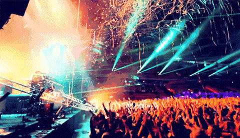 浪漫与激情交融让乐队奏响的每个音符在集美学村碰撞出不一样的火花多