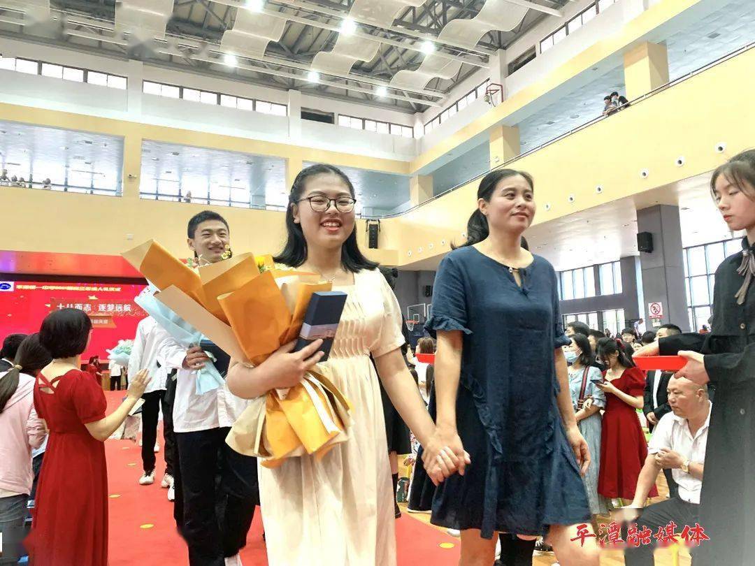 热点丨平潭这些高中的成人礼刷屏了看完泪目