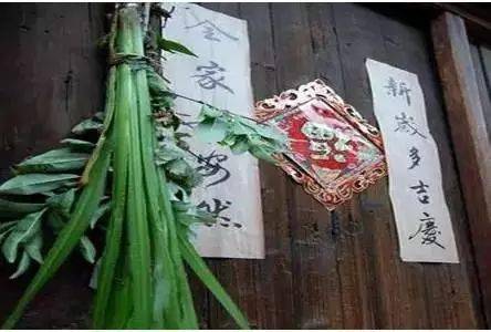 广州人对端午节很重视,旧俗在农历五月初二至初四便有送节之举.