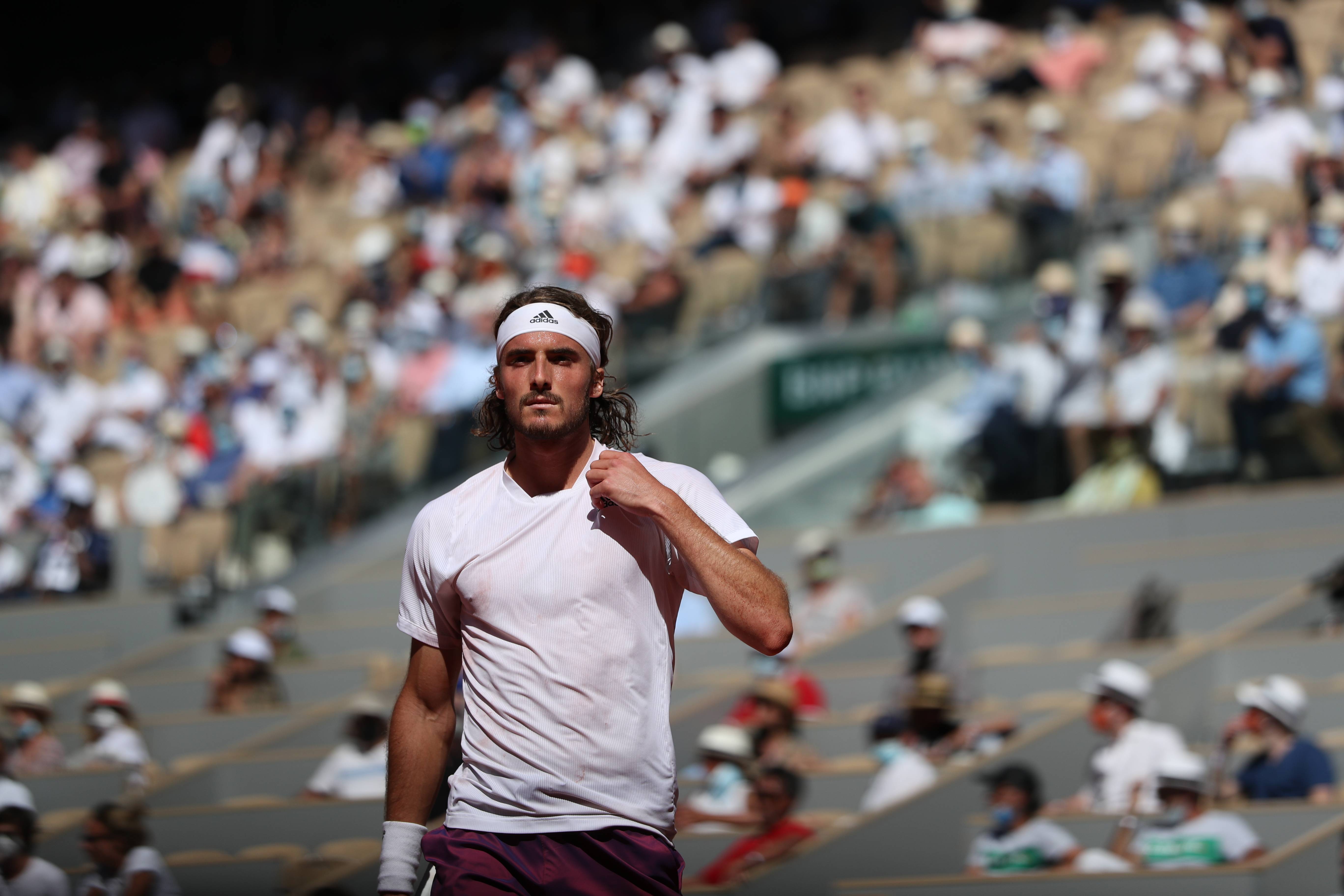 网球法网男单决赛齐齐帕斯获得亚军