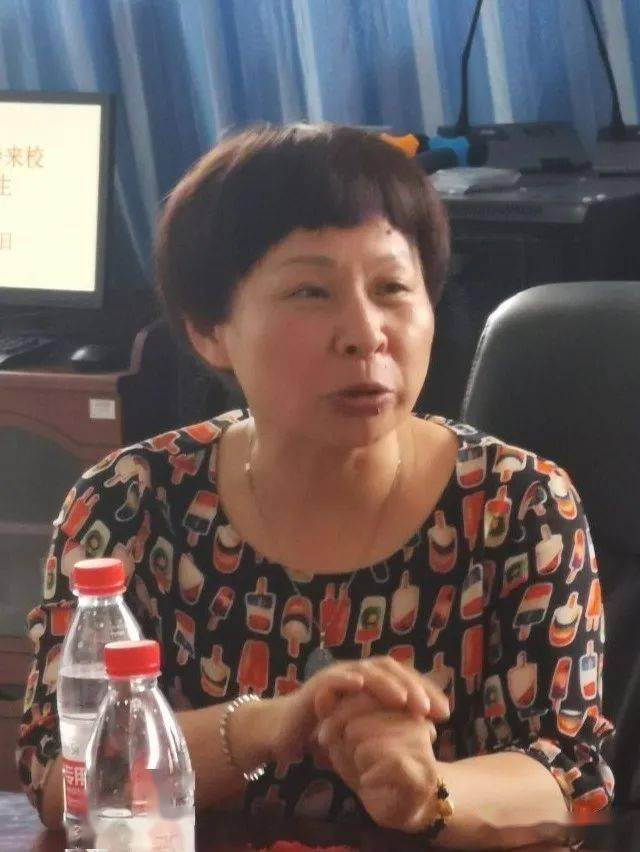 宜春学院"师院"领导到宜春四中看望学子