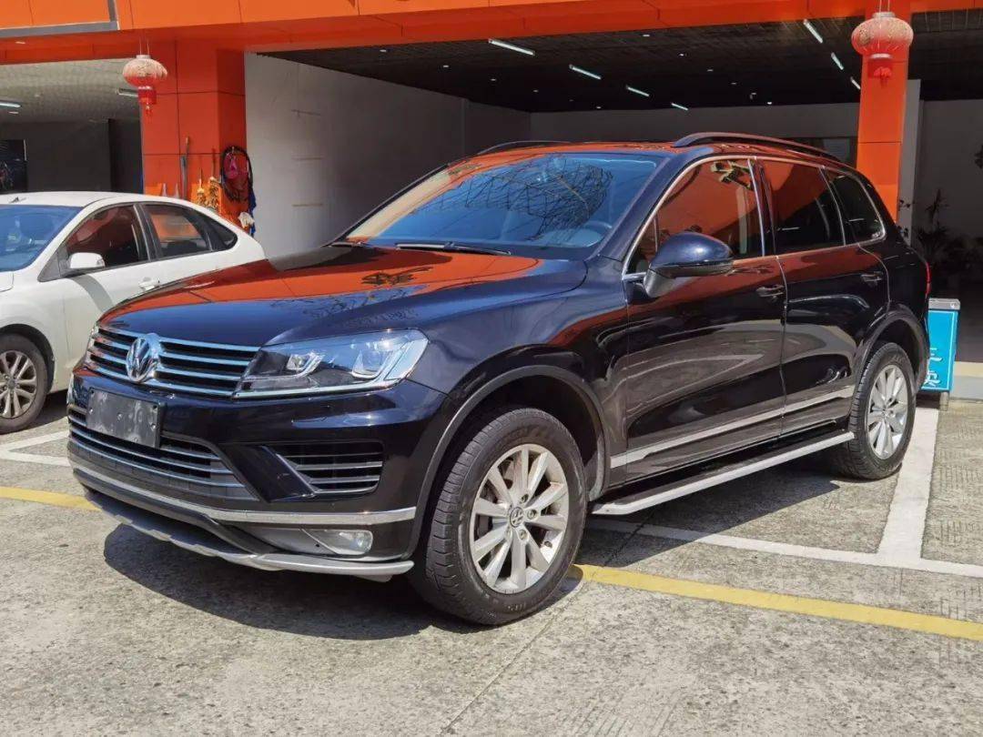 2016年大众途锐30t高配置